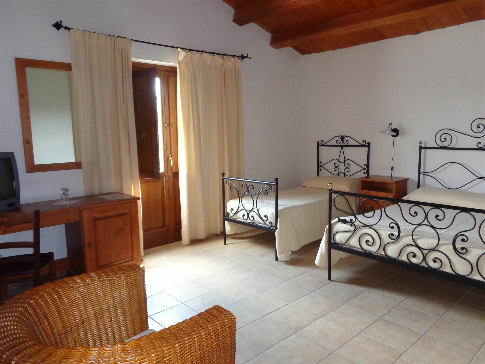 Hotel Su Baione Abbasanta Ngoại thất bức ảnh